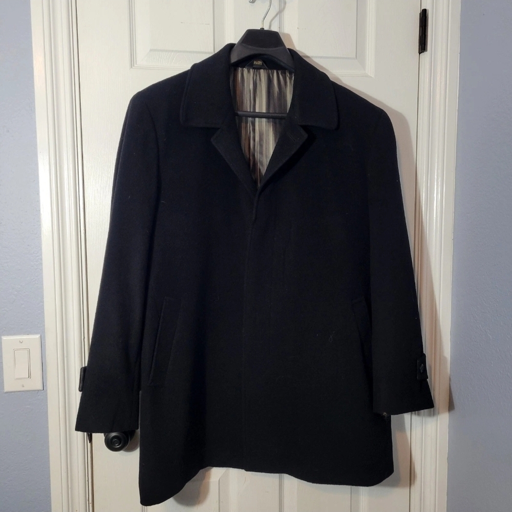 Men's Black Wool & Cashmere  Italian Overcoat 48R (XXL) - Picture 2 of 6